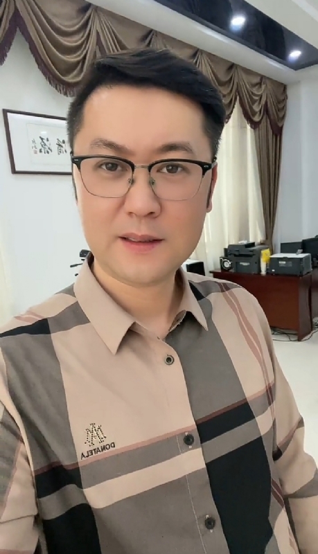 勤勉的第一张照片--厦门交友中心